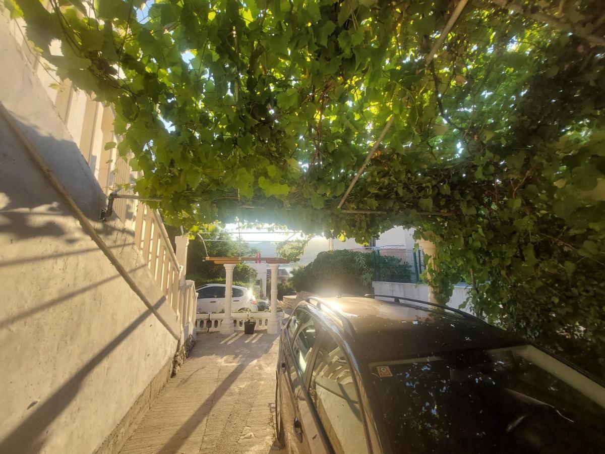 Studio Apartment Iva - 50 M From The Sea-Balcony Pag Town Exterior foto